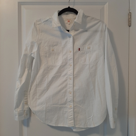 Levi's Tops - Levi's Women Long Sleeve White Button Up